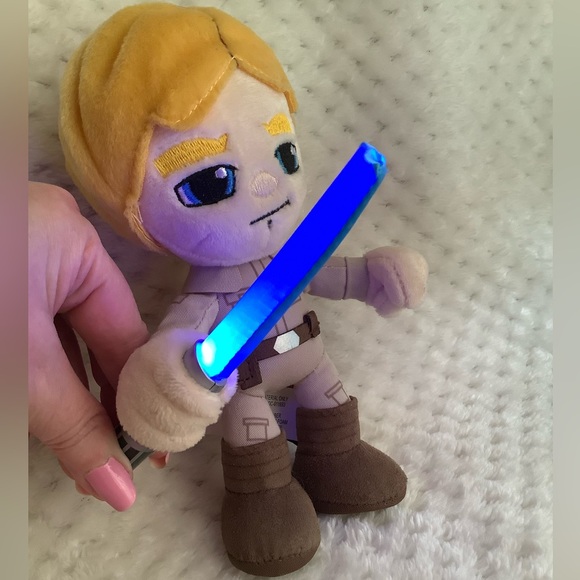 STAR WARS Luke Skywalker by Mattel Plush Figure with Light Up Lightsaber Doll - Picture 10 of 12